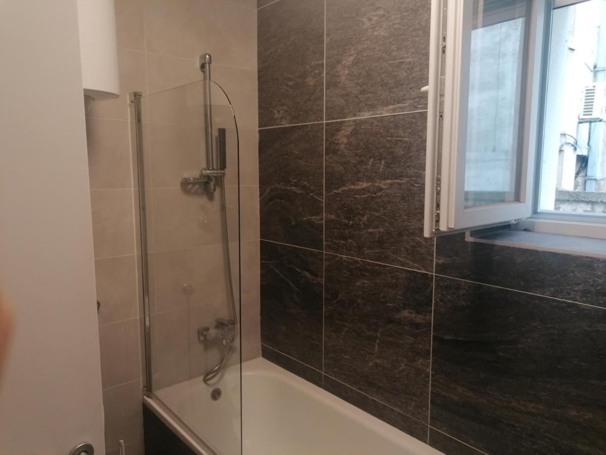 Appartamento Natasa Belgrado Esterno foto